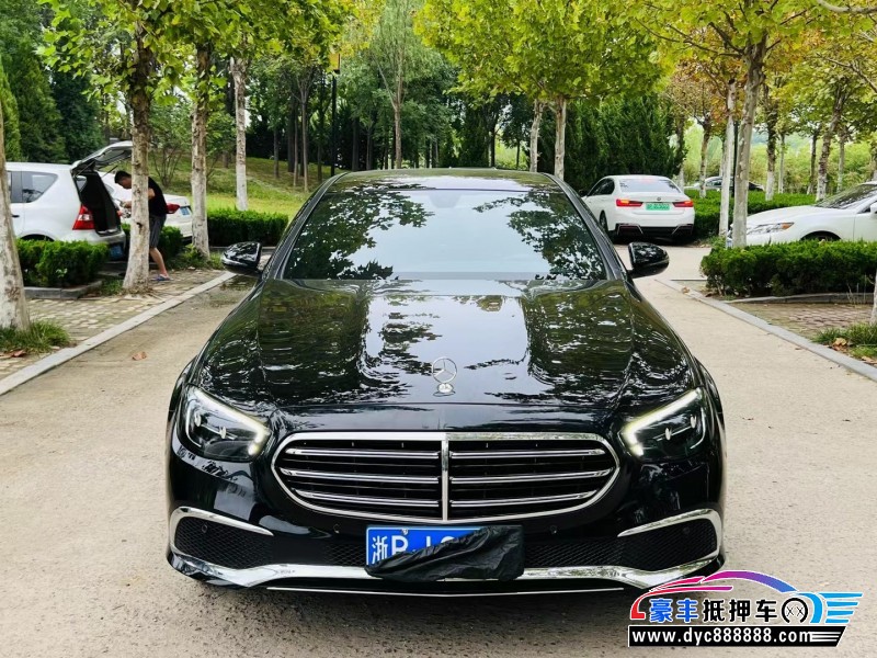 22年奔驰E轿车抵押车出售