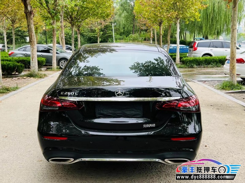 22年奔驰E轿车抵押车出售