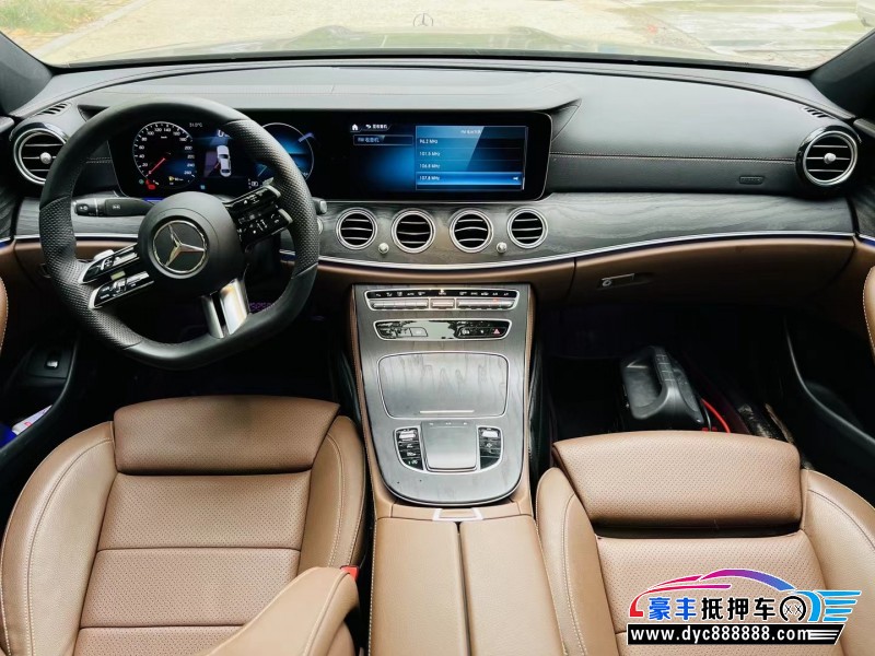 22年奔驰E轿车抵押车出售