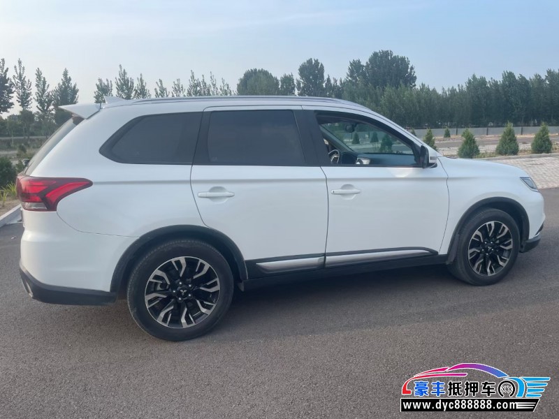 20年三菱欧蓝德SUV抵押车出售