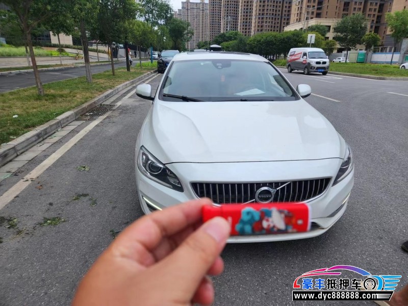 20年沃尔沃XC60轿车抵押车出售