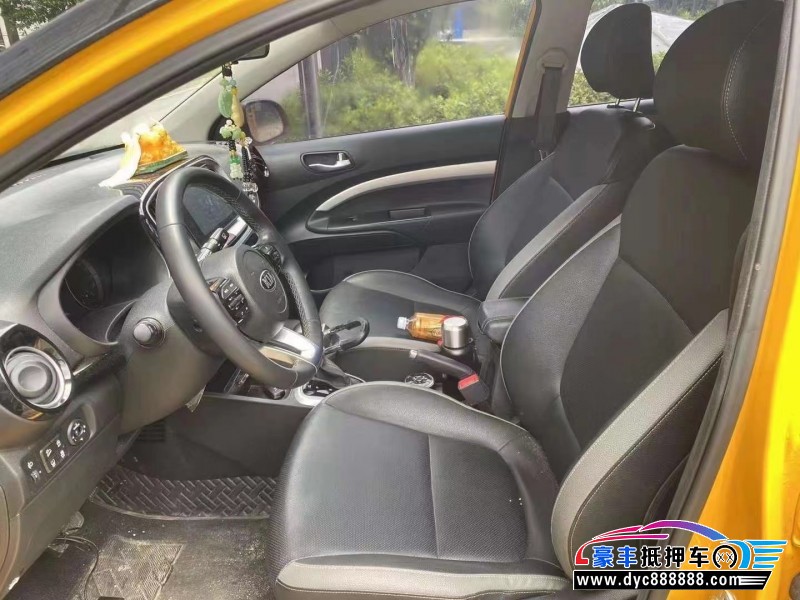 19年起亚KX1轿车抵押车出售