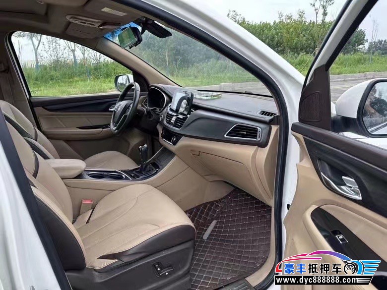 17年宝骏730SUV抵押车出售