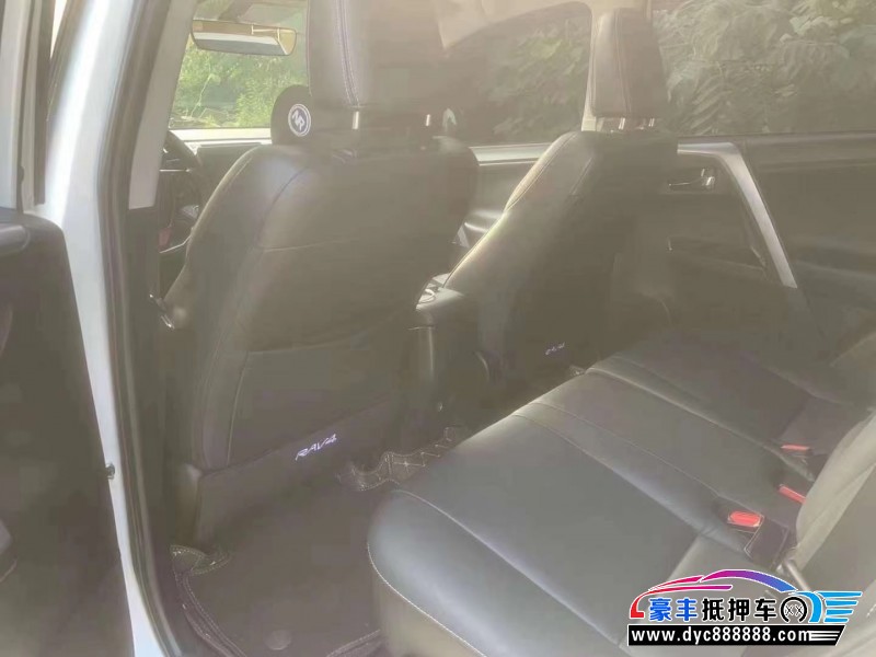 19年丰田RAV4SUV抵押车出售