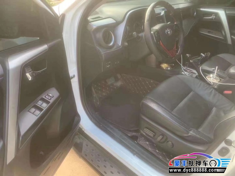 19年丰田RAV4SUV抵押车出售