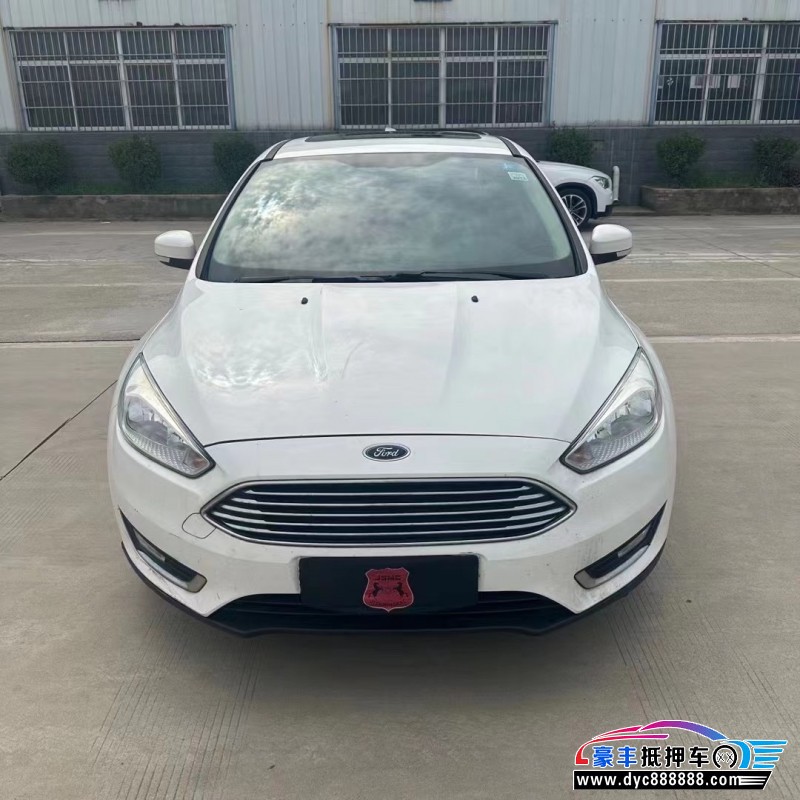 17年福特福克斯轿车抵押车出售