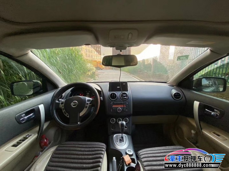 11年日产逍客SUV抵押车出售