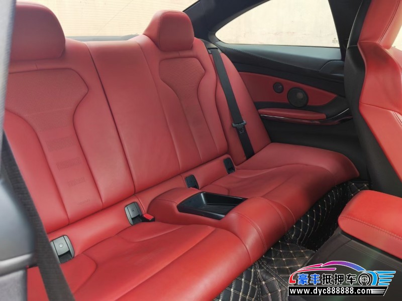 18年宝马M4轿车抵押车出售