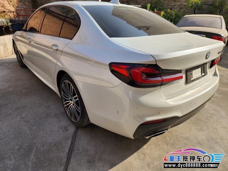 18年宝马5系轿车抵押车出售