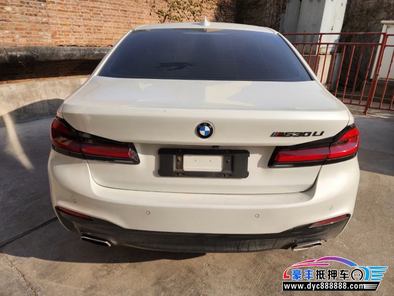 18年宝马5系轿车抵押车出售