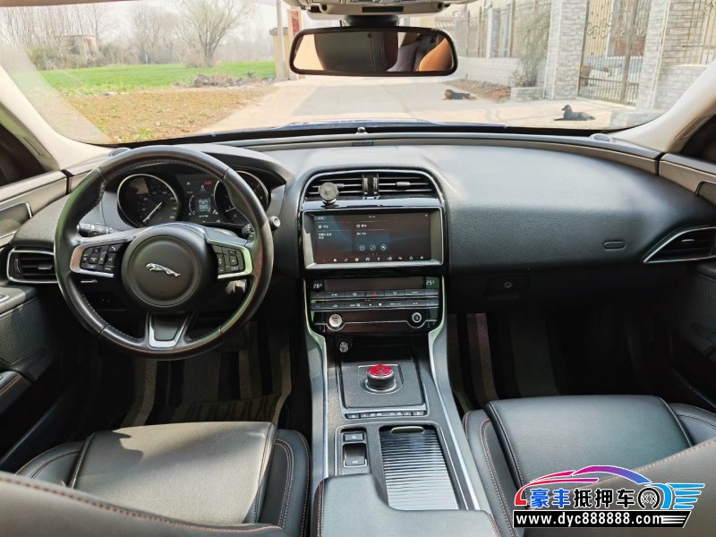 19年捷豹XE轿车抵押车出售