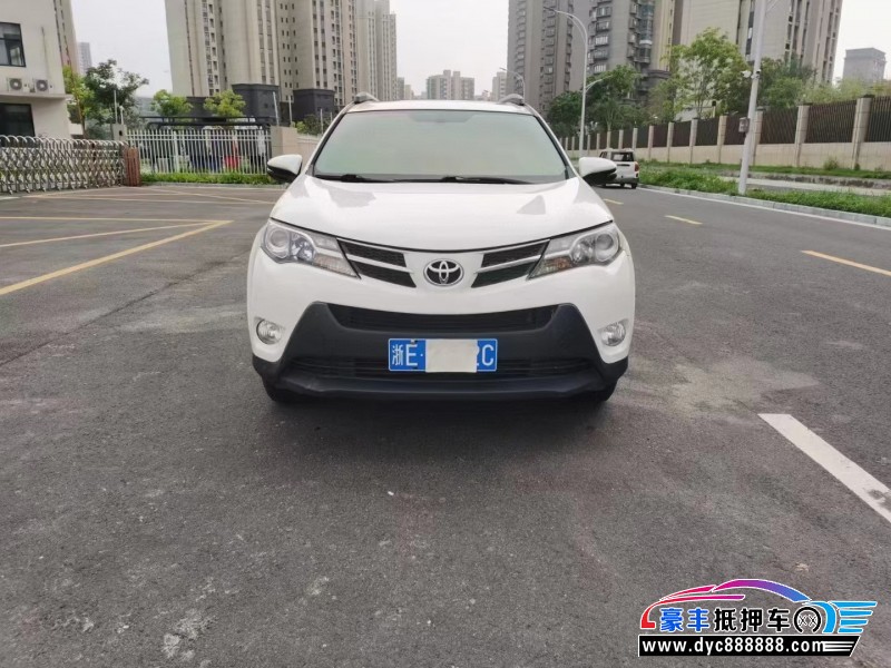 13年丰田RAV4SUV抵押车出售