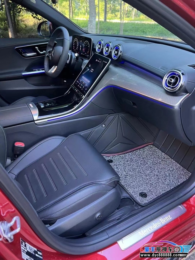 22年奔驰C轿车抵押车出售