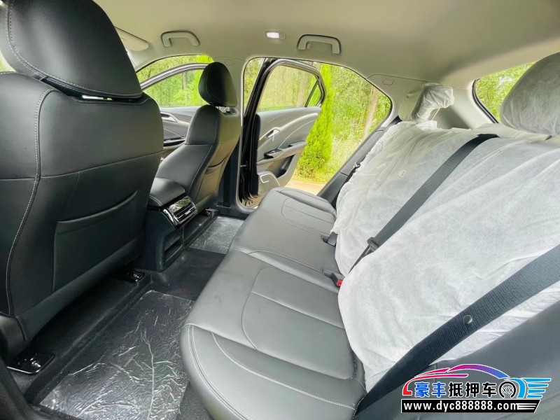 23年哪吒u-ll400SUV抵押车出售