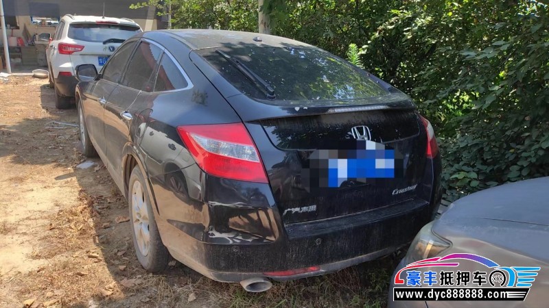 12年本田歌诗图轿车抵押车出售