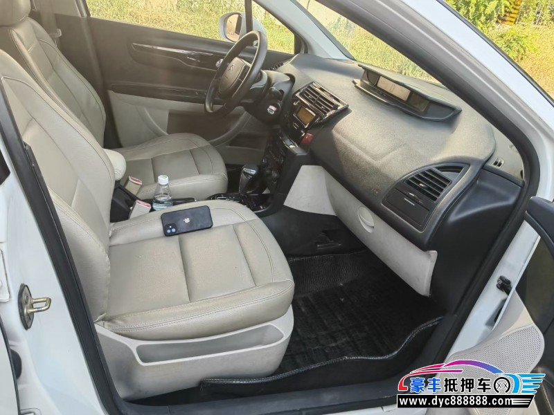 15年雪铁龙世嘉轿车抵押车出售