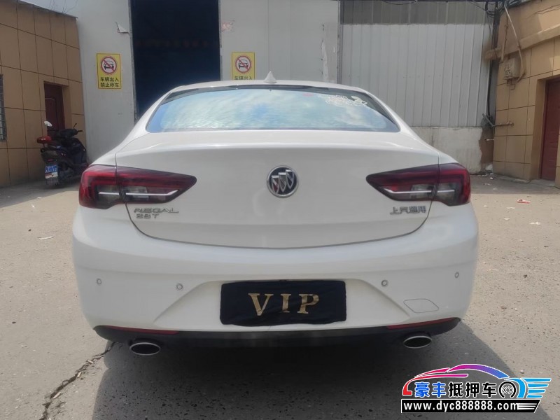 18年别克君威轿车抵押车出售