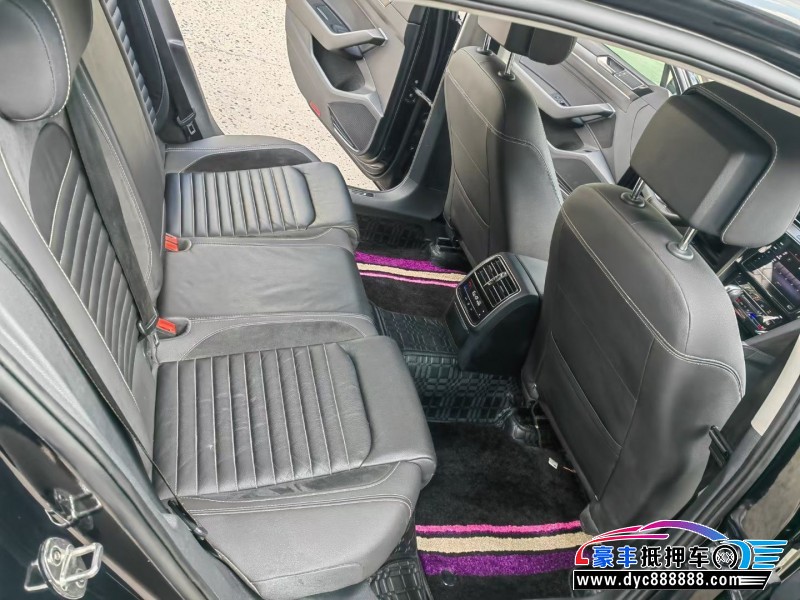 21年大众迈腾轿车抵押车出售