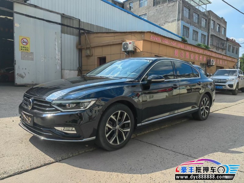 21年大众迈腾轿车抵押车出售