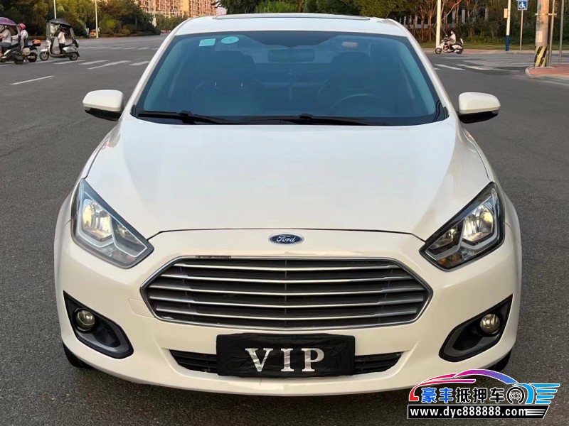 16年福特福睿斯轿车抵押车出售