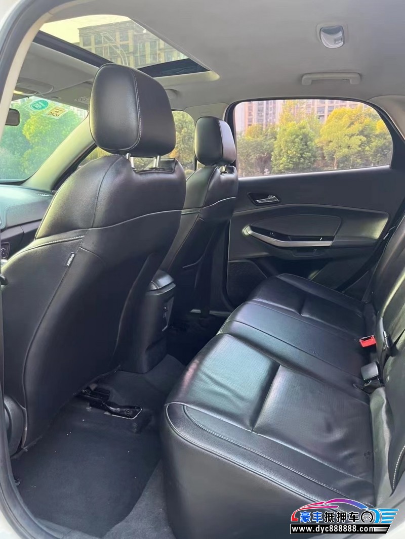 16年福特福睿斯轿车抵押车出售