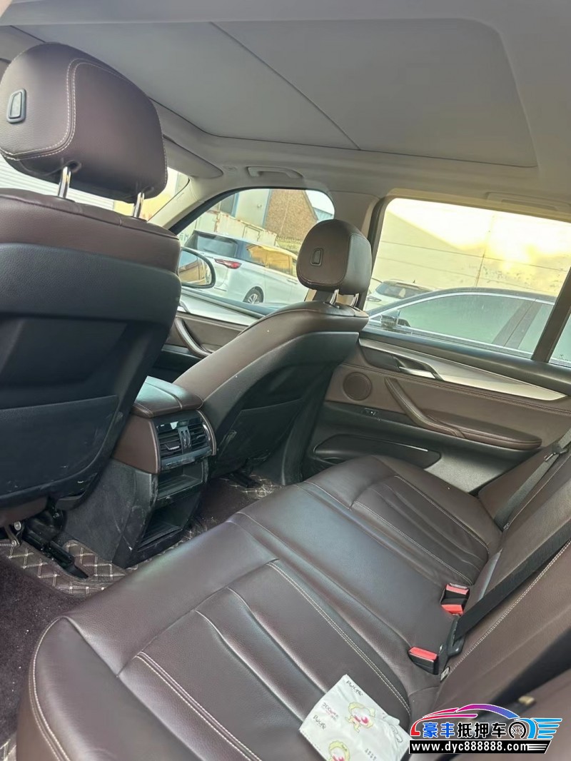 15年宝马X5轿车抵押车出售