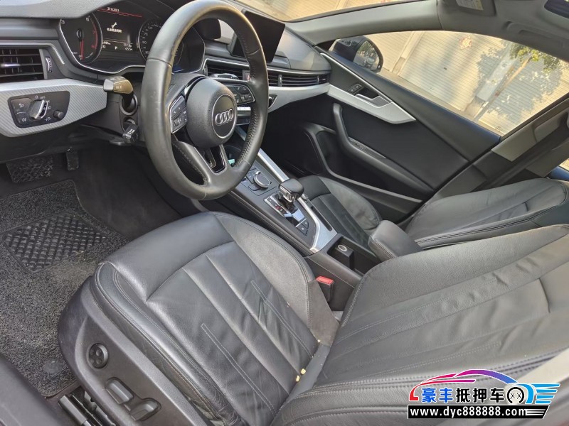 17年奥迪A4轿车抵押车出售