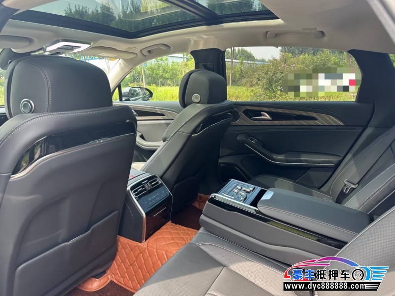 22年红旗H9轿车抵押车出售