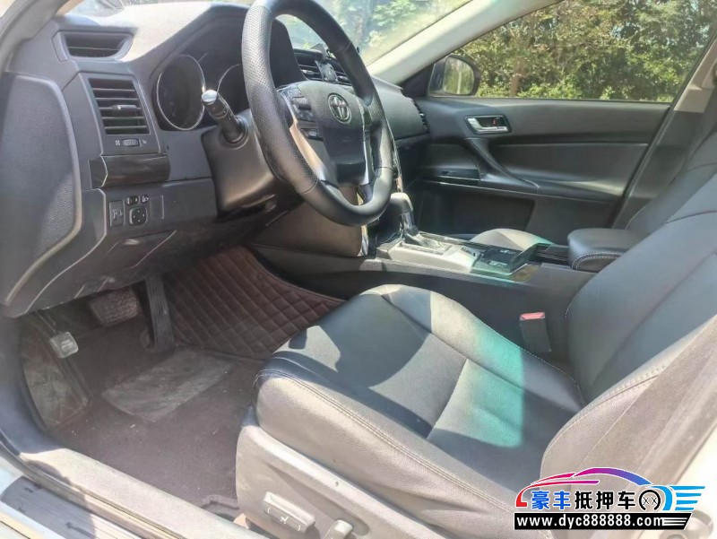 12年丰田锐志轿车抵押车出售