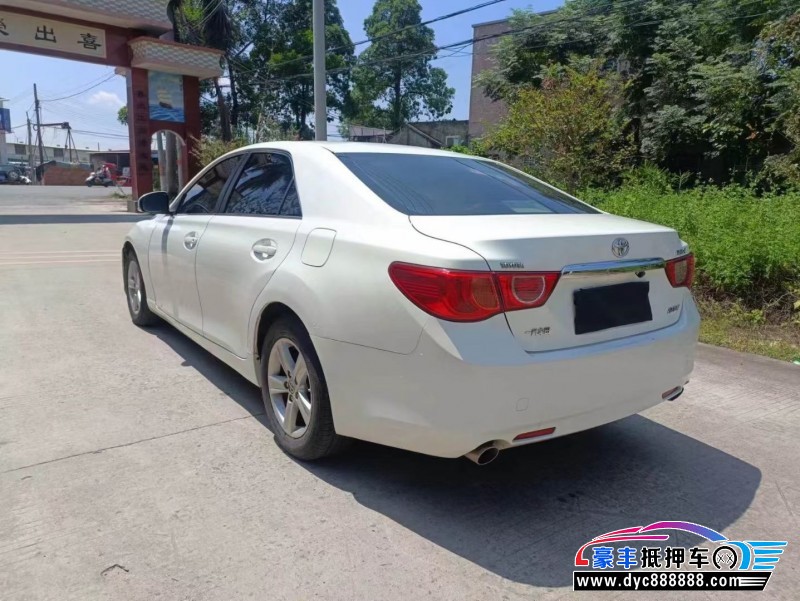 12年丰田锐志轿车抵押车出售
