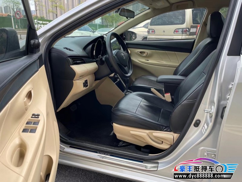 19年丰田威驰轿车抵押车出售