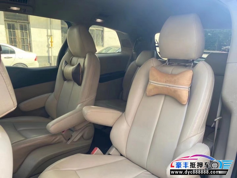 16年别克GL8MPV抵押车出售