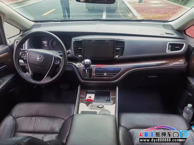 17年本田奥德赛MPV抵押车出售