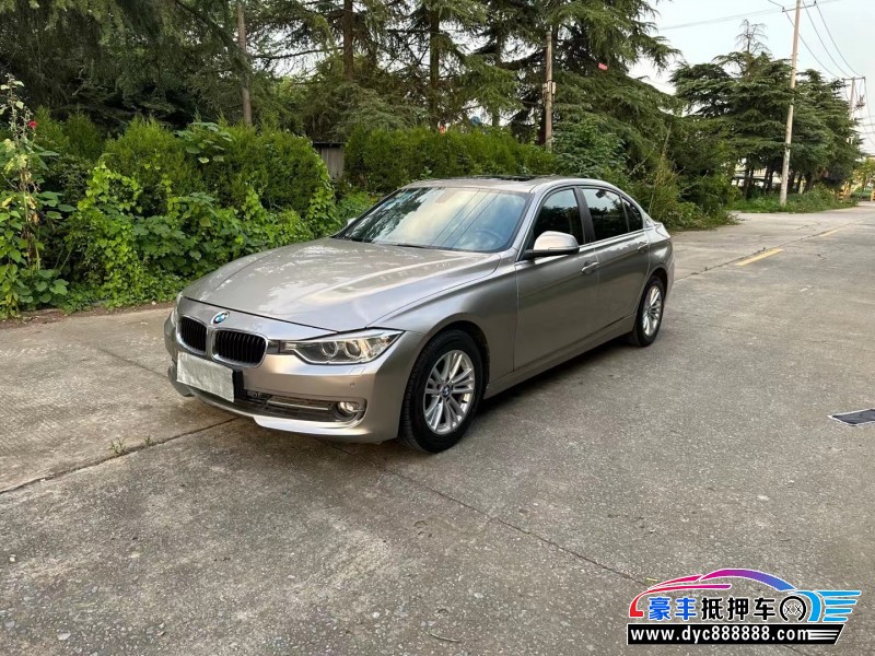 12年宝马3系轿车抵押车出售