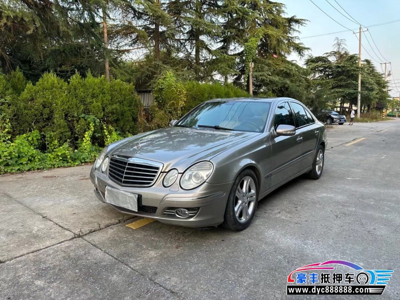 09年奔驰E轿车抵押车出售