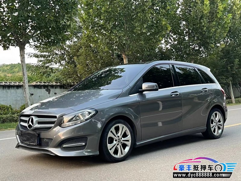 19年奔驰B轿车抵押车出售