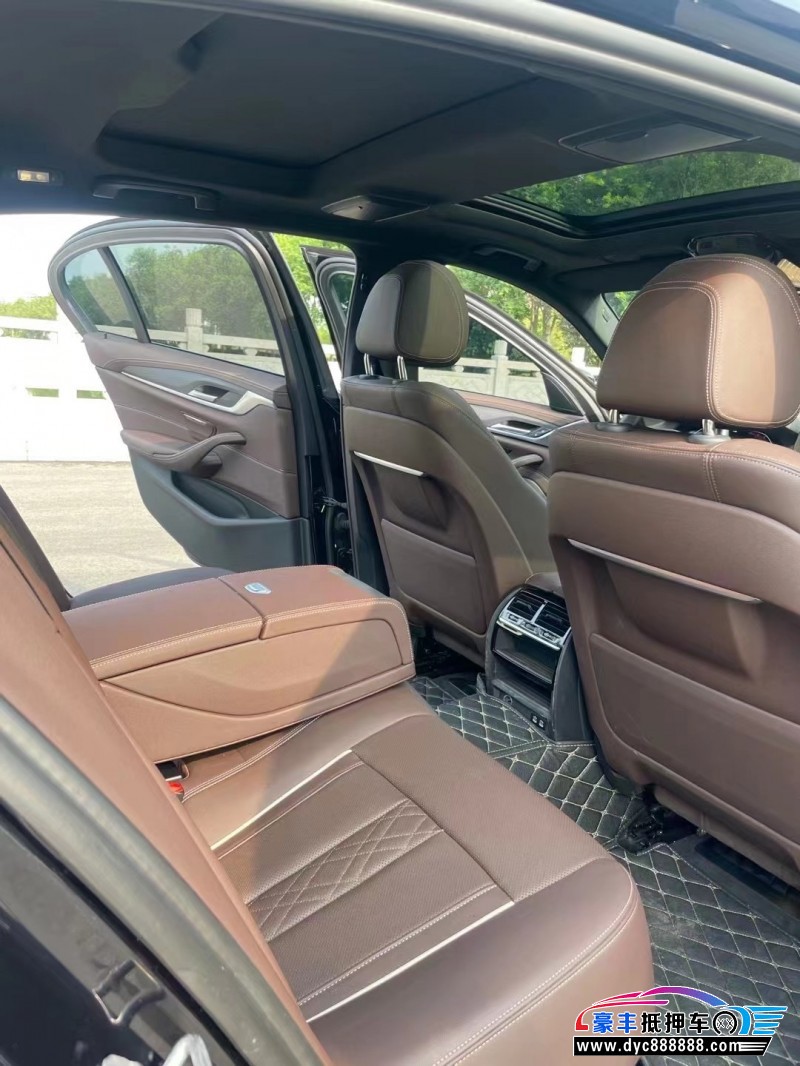 22年宝马5系轿车抵押车出售