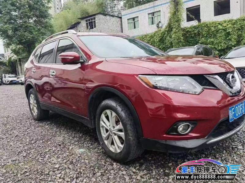 15年日产奇骏SUV抵押车出售