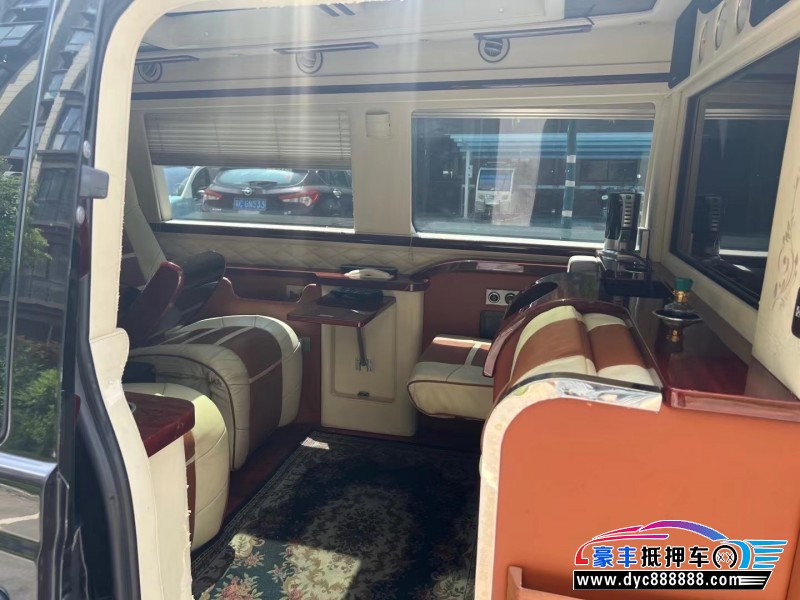 14年奔驰威霆MPV抵押车出售