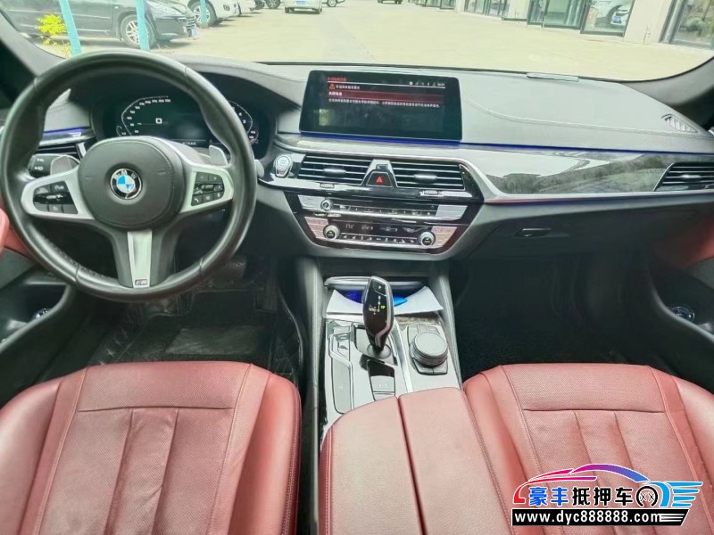 20年宝马5系轿车抵押车出售