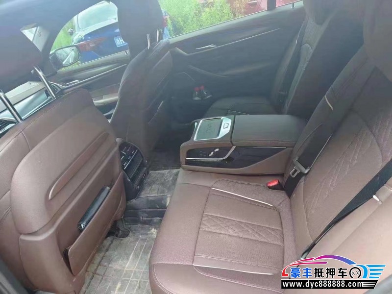 22年宝马5系轿车抵押车出售