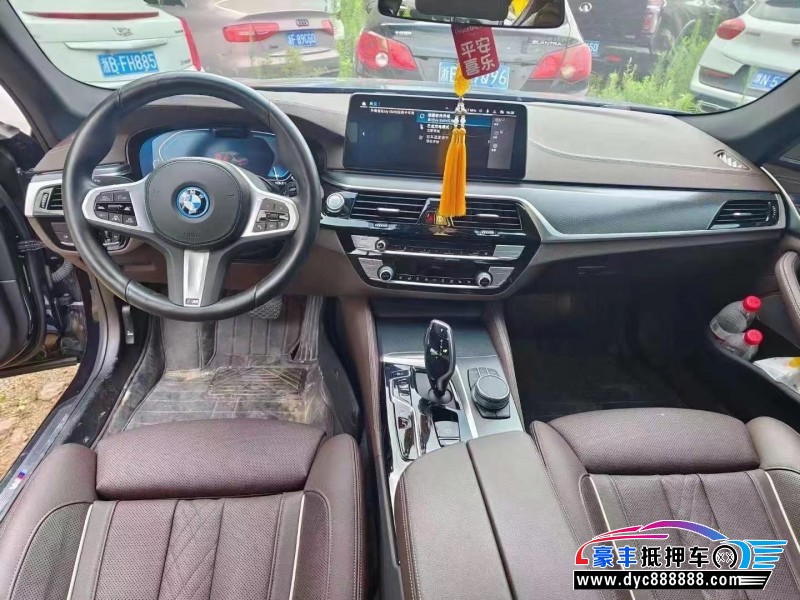 22年宝马5系轿车抵押车出售