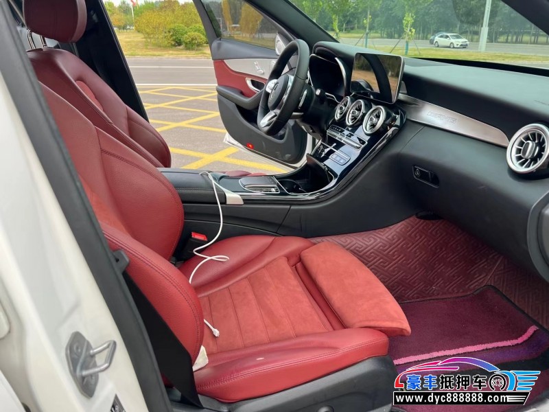 20年奔驰C轿车抵押车出售