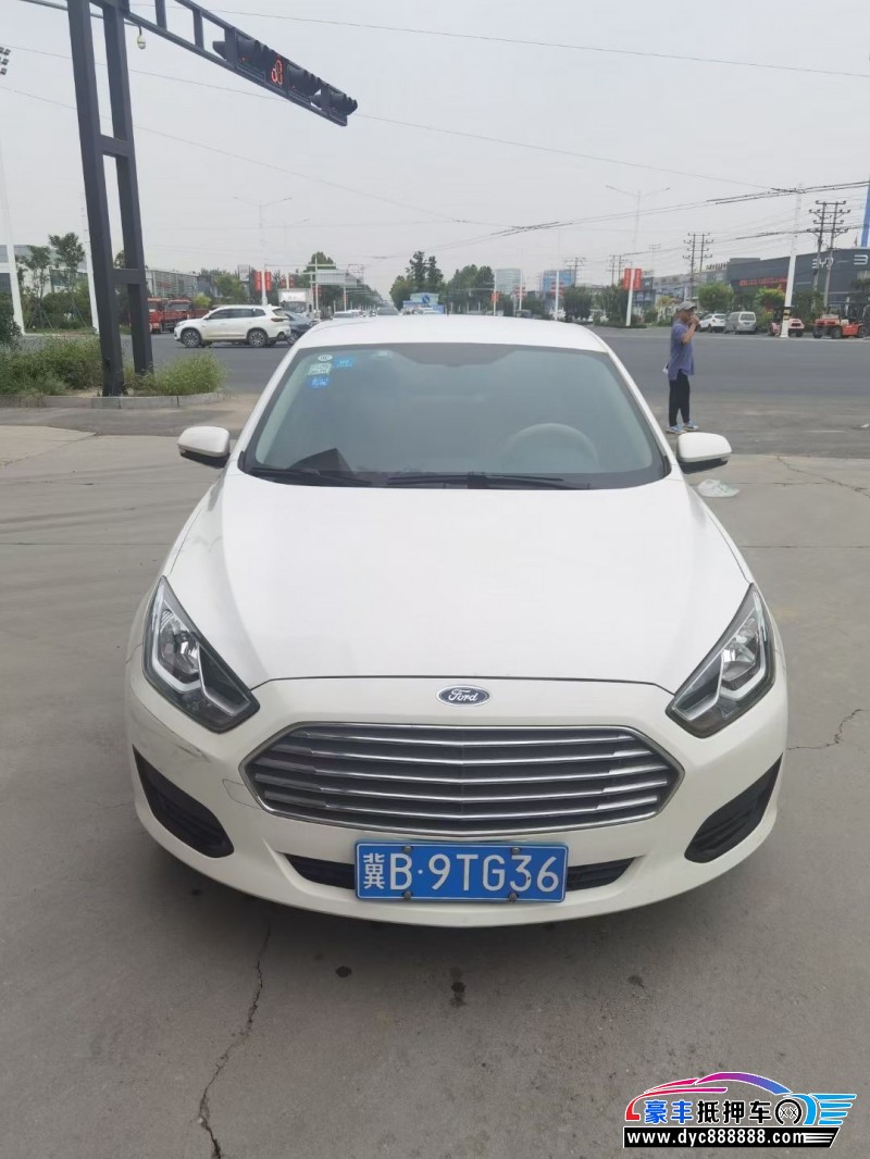 18年福特福睿斯轿车抵押车出售