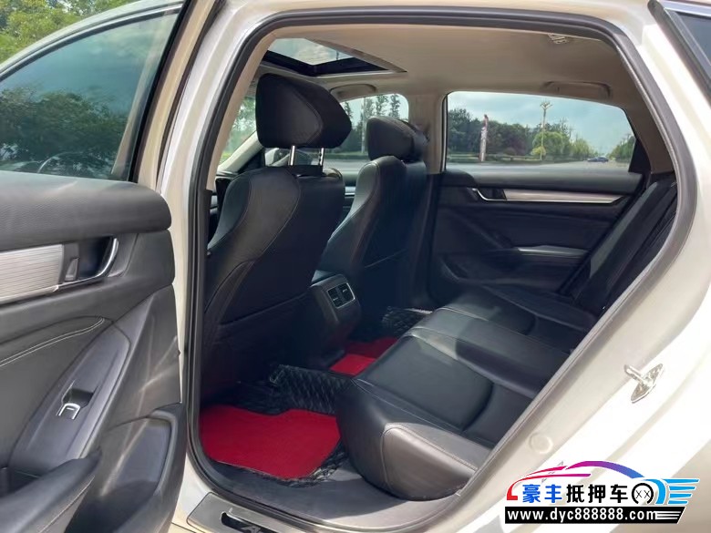 19年本田雅阁轿车抵押车出售