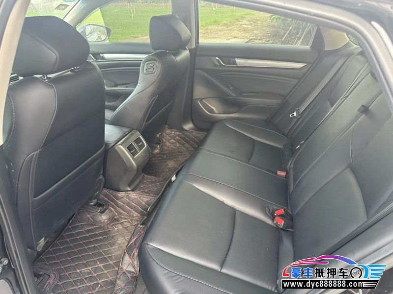 19年本田雅阁轿车抵押车出售