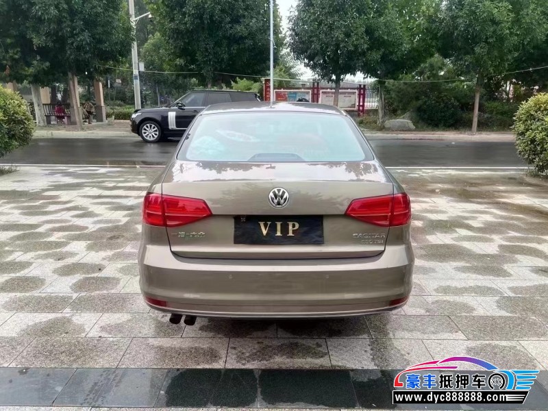 16年大众速腾轿车抵押车出售