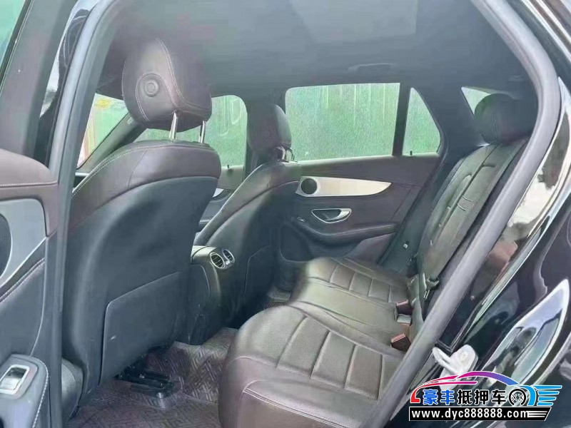 18年奔驰GLC(进口)轿车抵押车出售