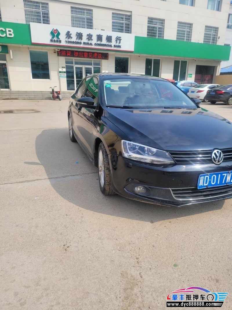 14年大众速腾轿车抵押车出售