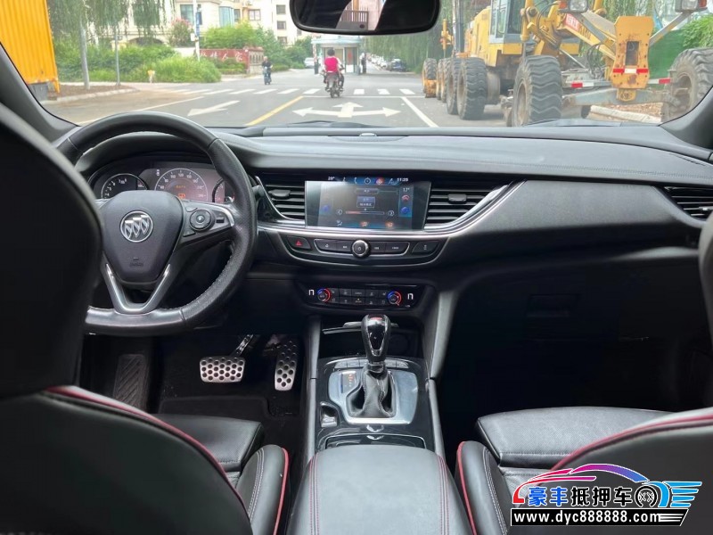 18年别克君威轿车抵押车出售